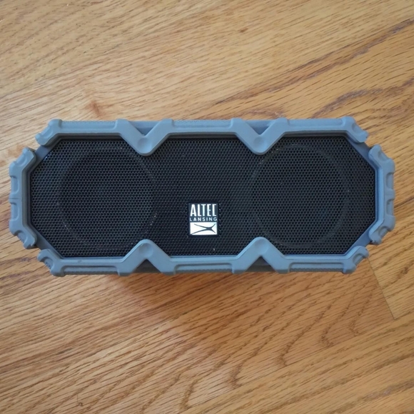 altec lansing Other - altec lansing life jacket bluetooth speaker